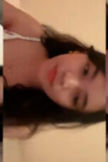 Nonton Film Laras B4LI Cantik Pamer Sex Toys Sambil Jilat Terbaru